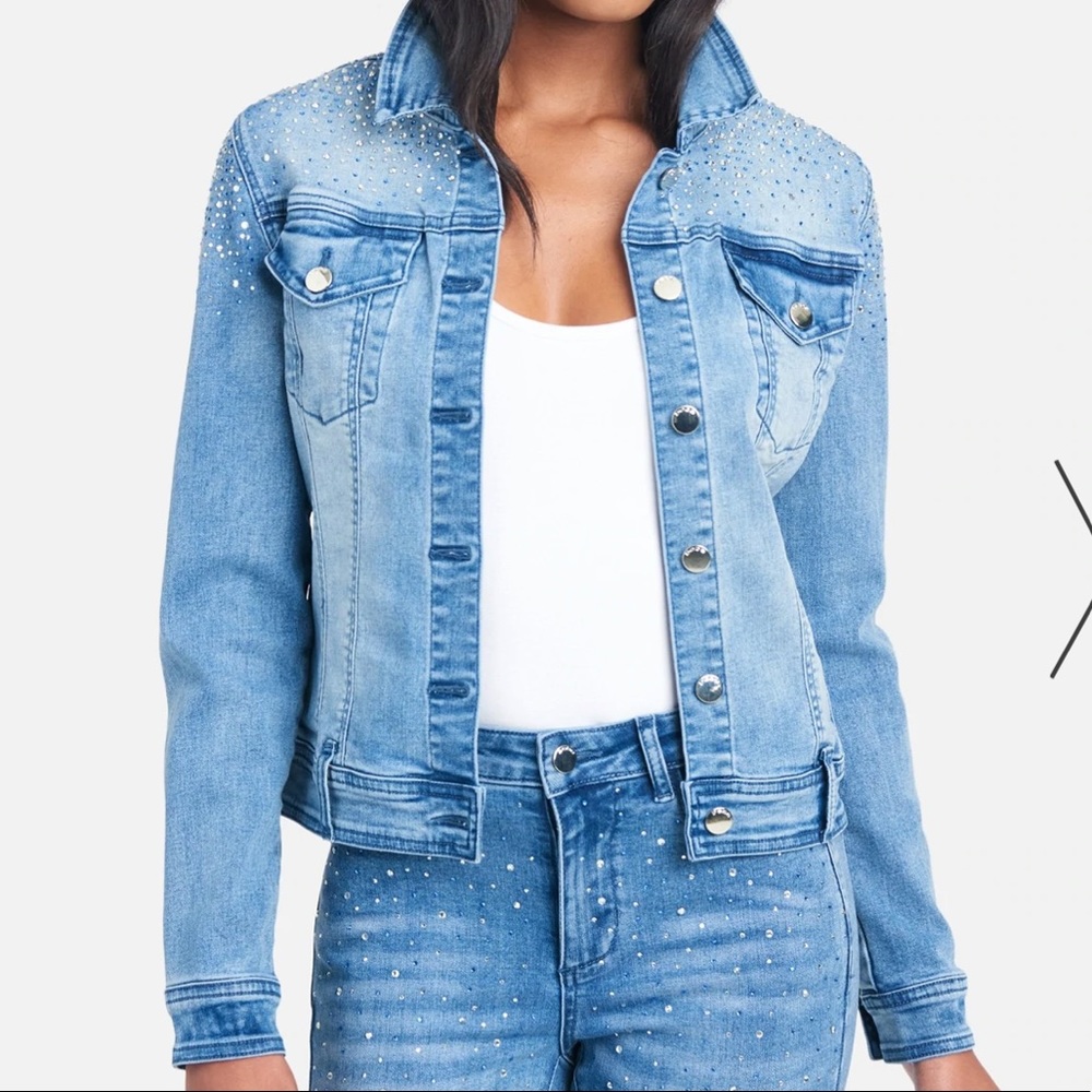BEBE *NEW* STUD AND RHINESTONE JEAN JACKET with stretch